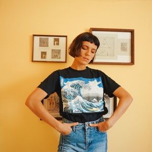 Hokusai The Great Wave Painting Art Tee in Black